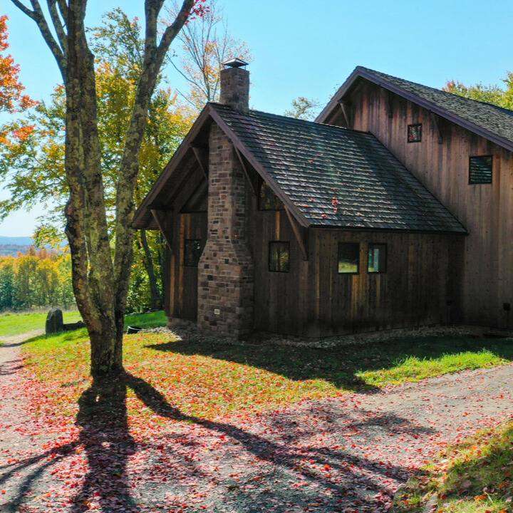 Fall foliage cabin